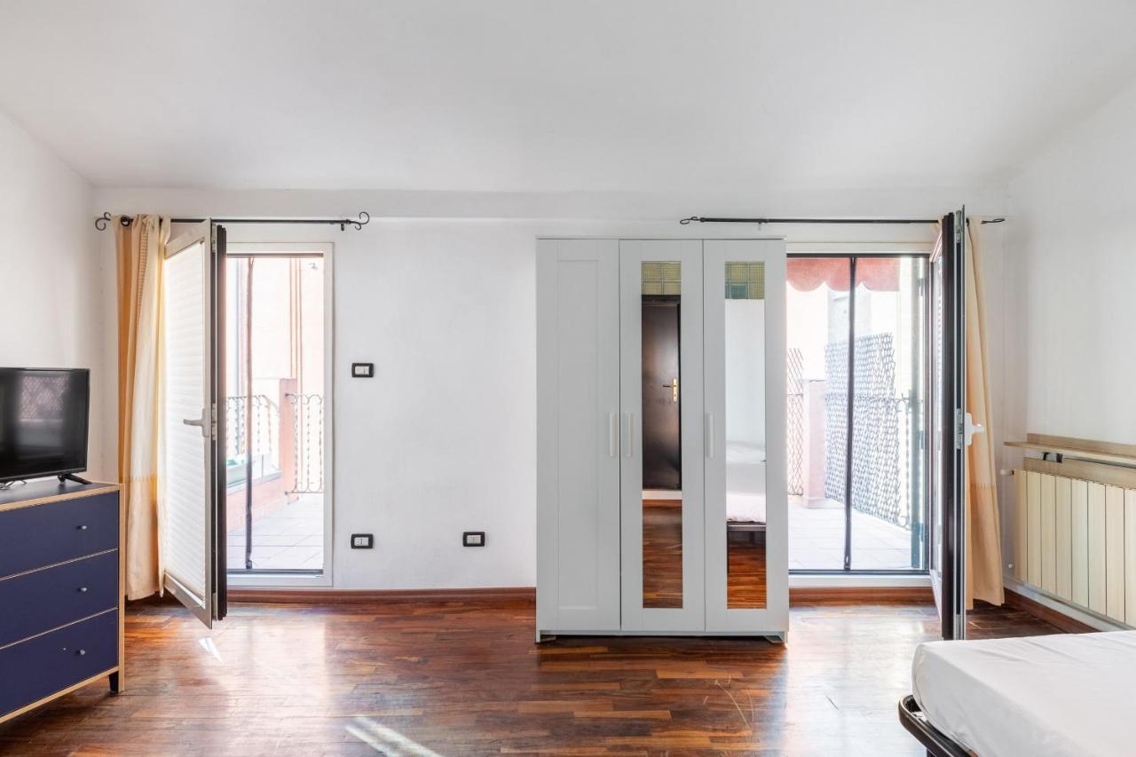 Studio Malcontenti Con Terrazzo By Wonderful Ltaly Болоня Екстериор снимка