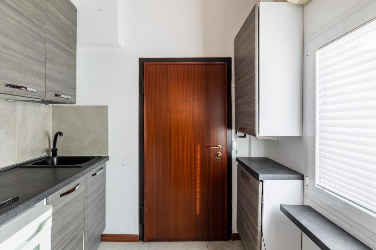 Studio Malcontenti Con Terrazzo By Wonderful Ltaly Болоня Екстериор снимка